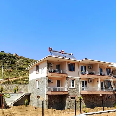 Chrysi Petra Apartment